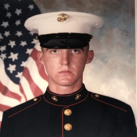 Meet your Posher, Dan - Picture 4 of 5